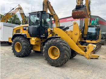 Wheel loader Cat 926M
