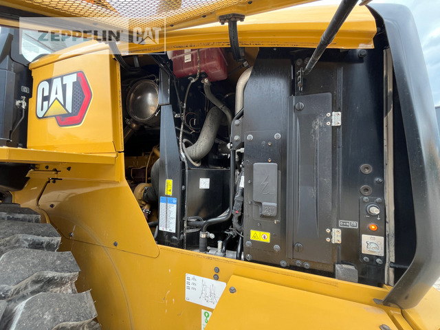 Wheel loader Cat 926M
