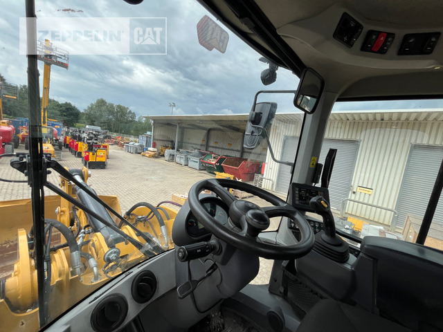 Wheel loader Cat 926M