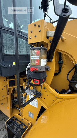 Wheel loader Cat 926M