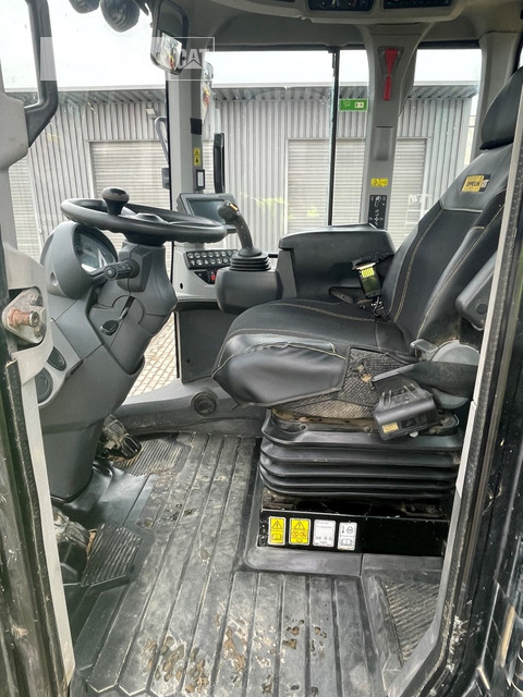 Wheel loader Cat 926M