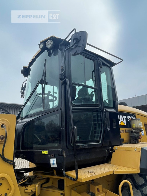 Wheel loader Cat 926M