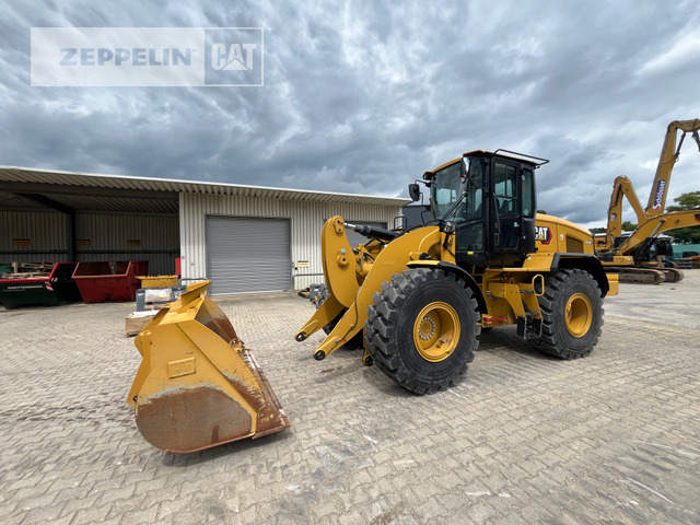 Wheel loader Cat 926M