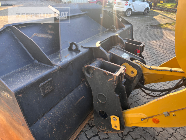 Wheel loader Cat 926M