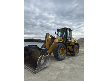 Wheel loader  Cat 930M