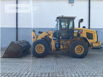 Wheel loader Cat 930M