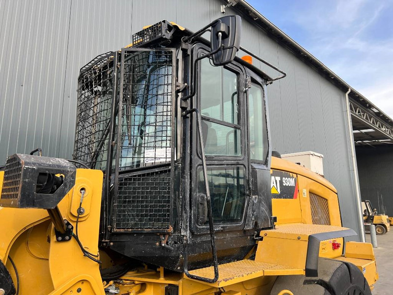 Wheel loader Cat 930M