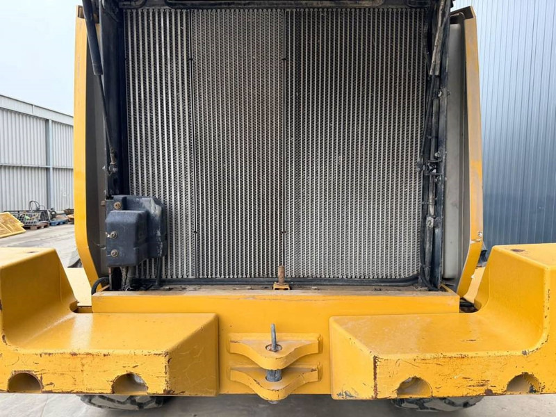 Wheel loader Cat 930M