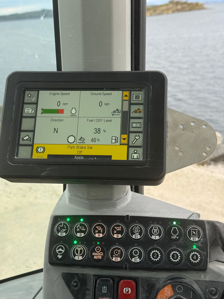 Wheel loader Cat 930M