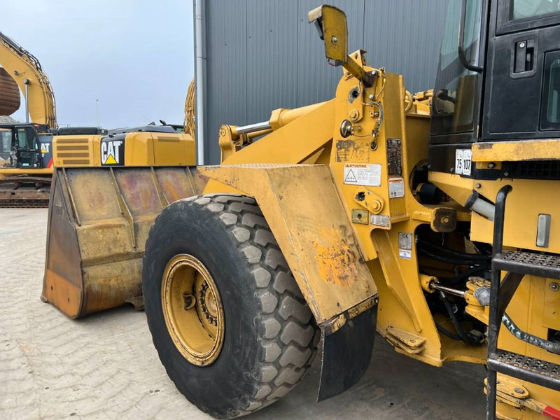 Wheel loader Cat 938G