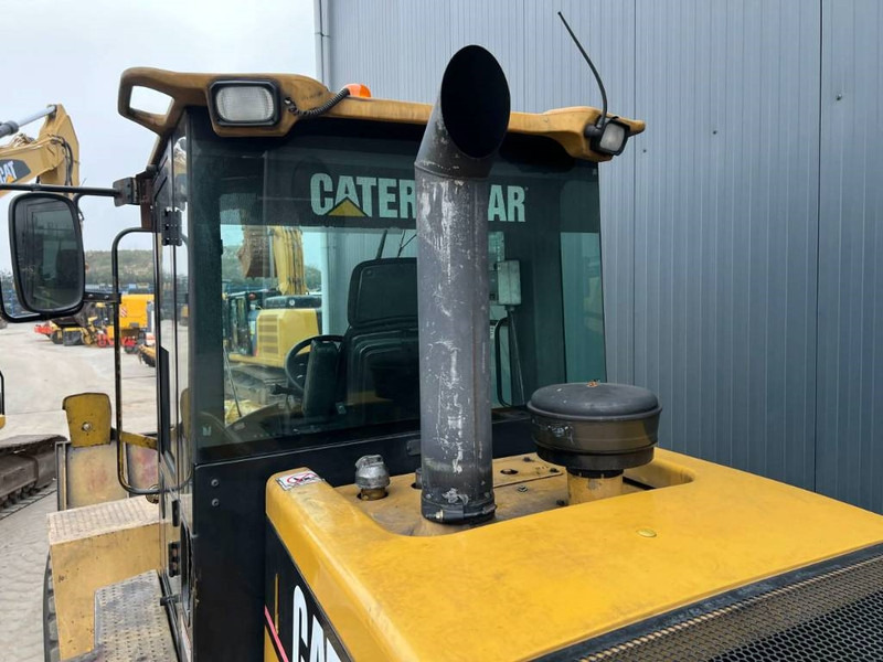Wheel loader Cat 938G