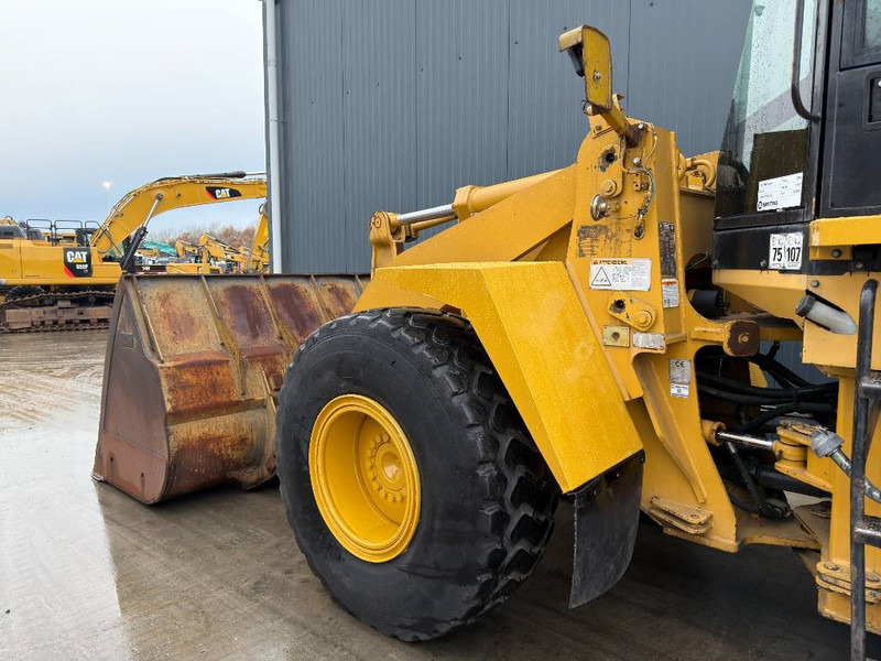 Wheel loader Cat 938G