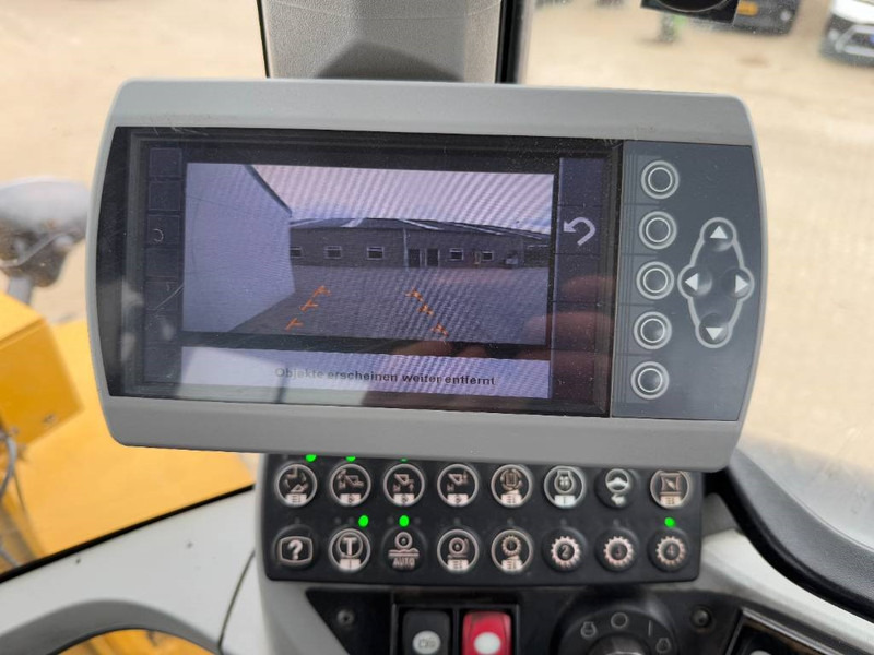 Wheel loader Cat 938K - German German / Backup Camera