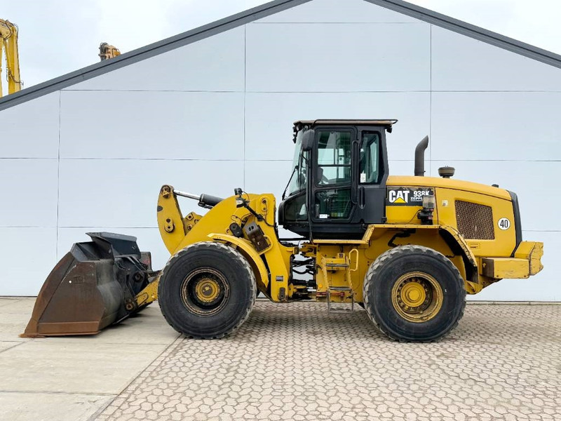 Wheel loader Cat 938K - German German / Backup Camera