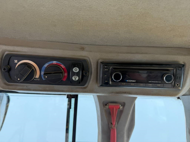 Wheel loader Cat 938K - German Machine / Automatic Greasing