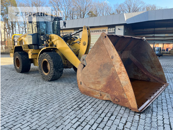 Wheel loader Cat 938M 