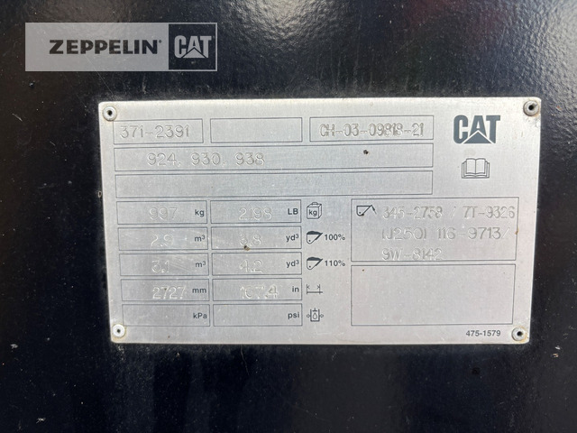 Wheel loader Cat 938M