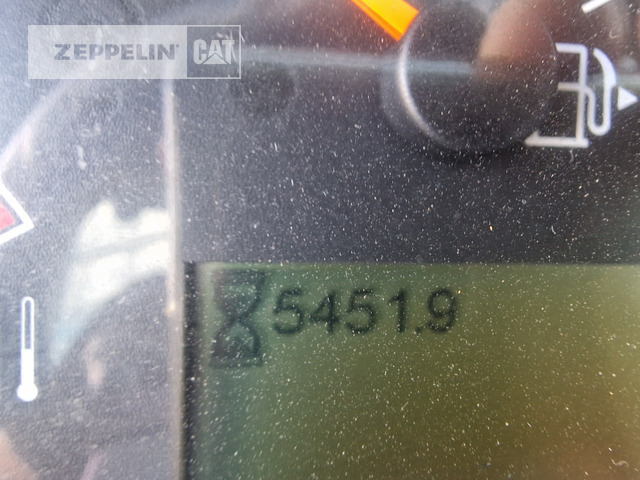 Wheel loader Cat 938M