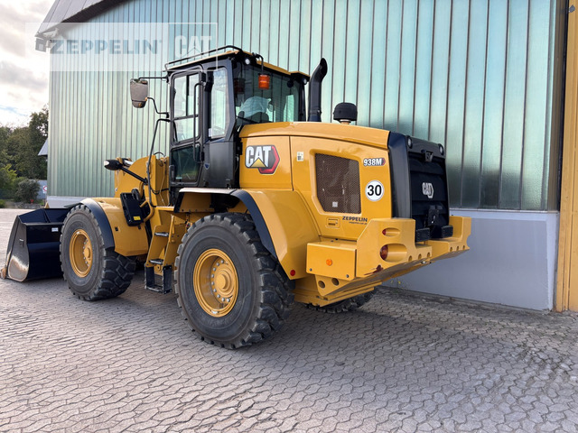Wheel loader Cat 938M