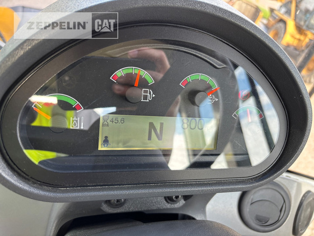 Wheel loader Cat 938M