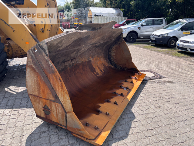 Wheel loader Cat 950M