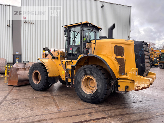 Wheel loader Cat 950M