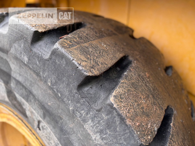 Wheel loader Cat 950M