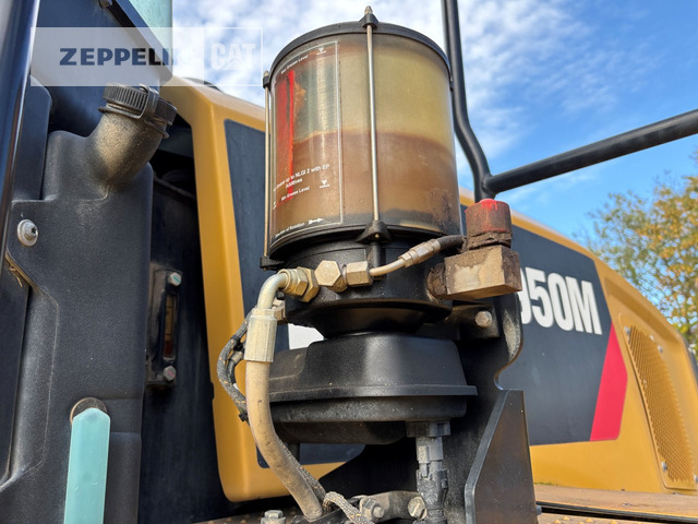 Wheel loader Cat 950M