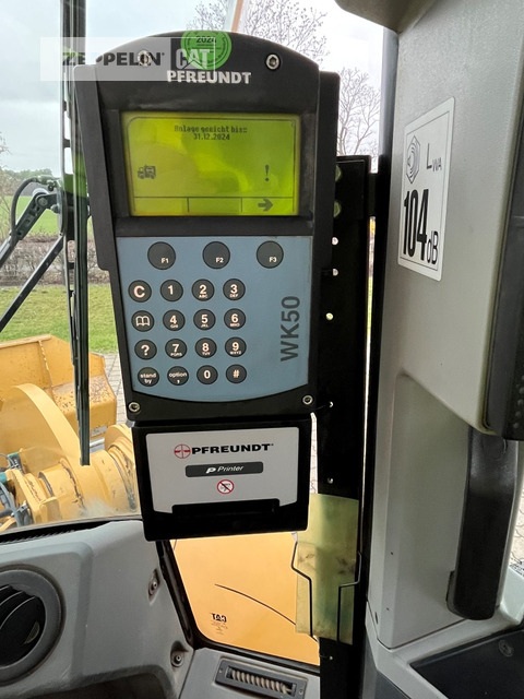 Wheel loader Cat 950M