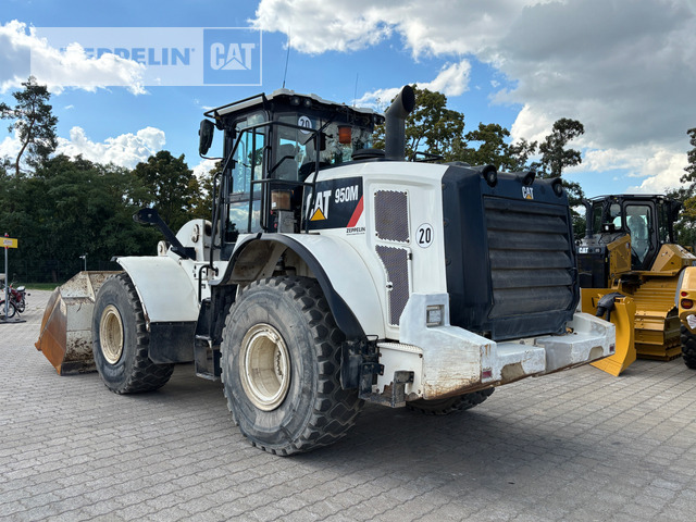 Wheel loader Cat 950M