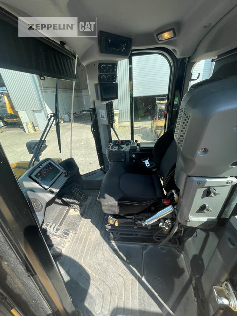 Wheel loader Cat 950M