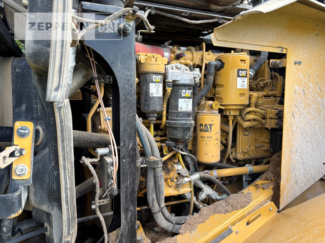 Wheel loader Cat 950M