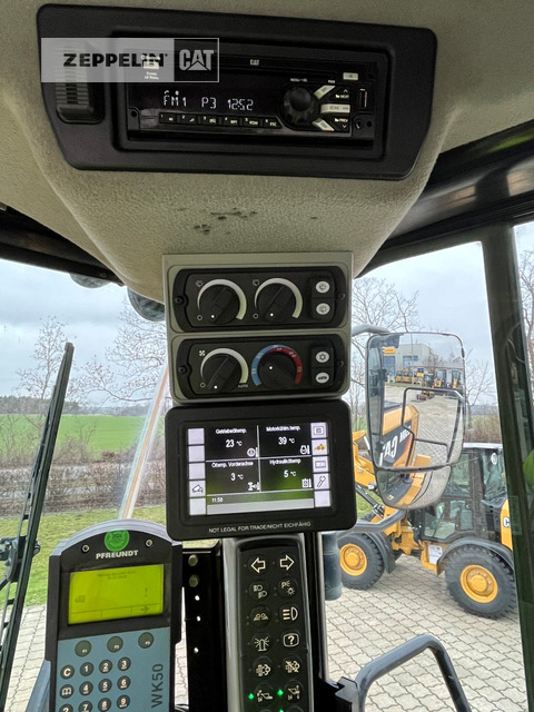 Wheel loader Cat 950M