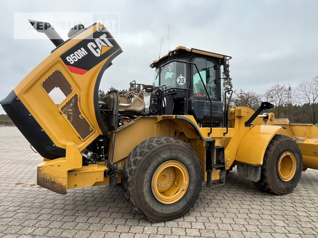 Wheel loader Cat 950M