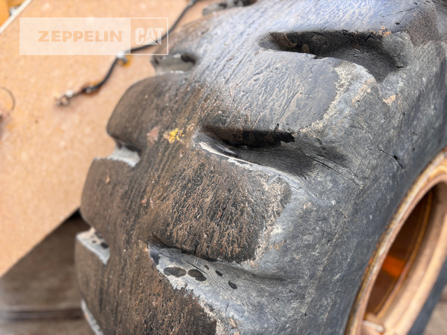 Wheel loader Cat 950M