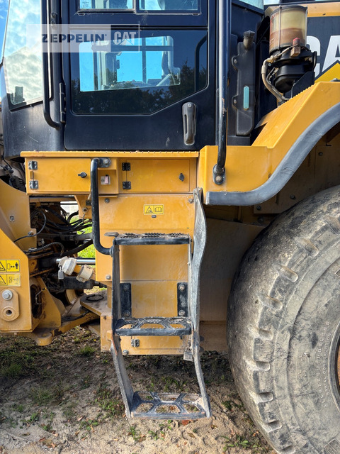 Wheel loader Cat 950M