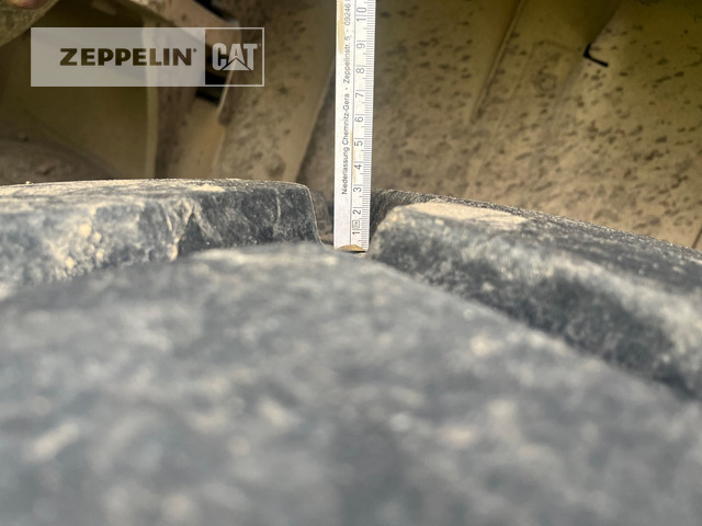 Wheel loader Cat 962M