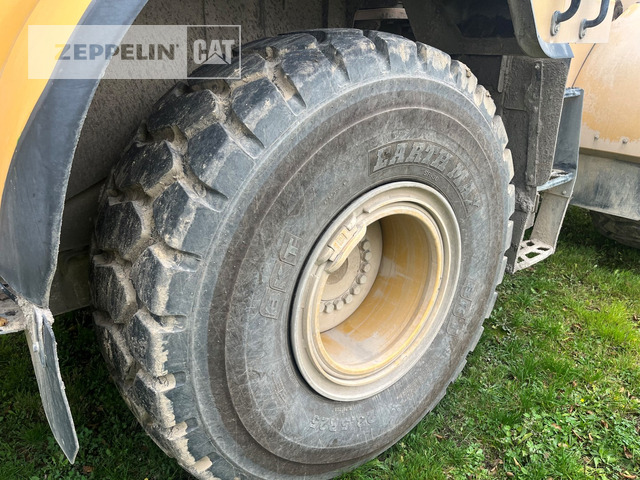 Wheel loader Cat 962M