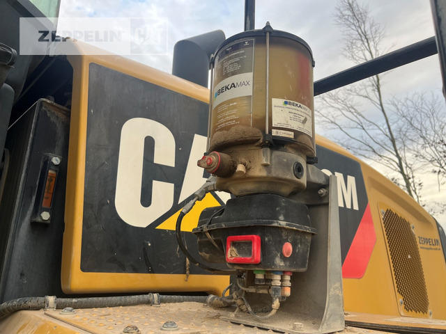 Wheel loader Cat 962M