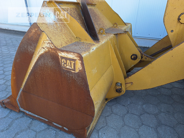 Wheel loader Cat 962M