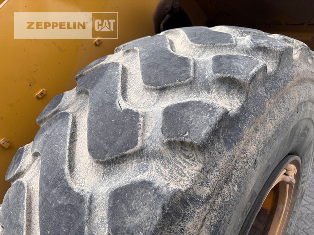 Wheel loader Cat 962M