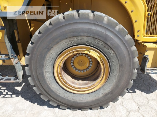 Wheel loader Cat 962M