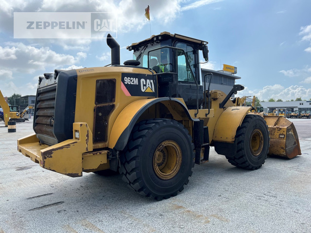 Wheel loader Cat 962M