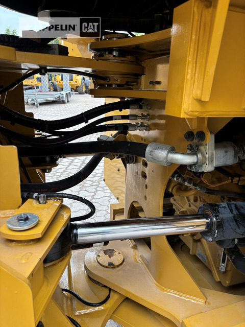 Wheel loader Cat 962M