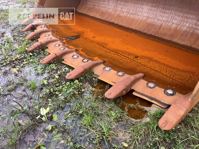 Wheel loader Cat 962M