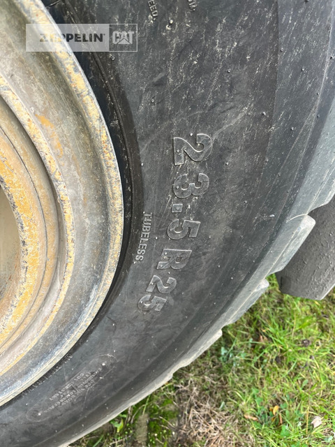 Wheel loader Cat 962M