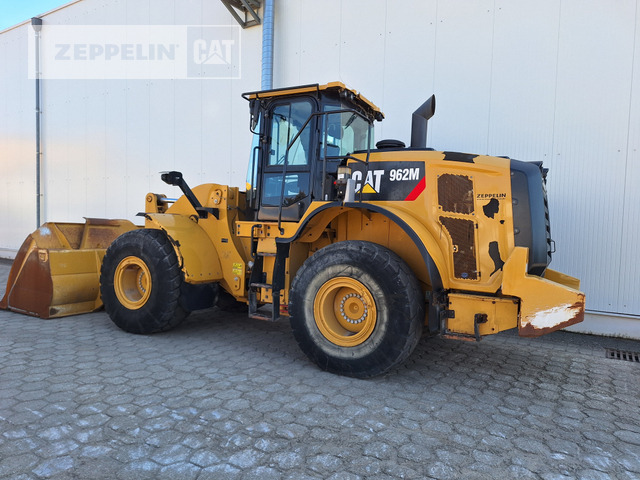 Wheel loader Cat 962M
