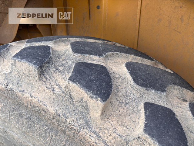 Wheel loader Cat 962M