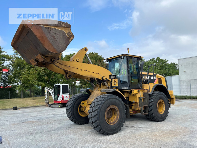 Wheel loader Cat 962M