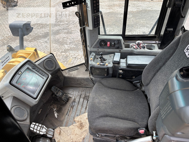 Wheel loader Cat 966KXE